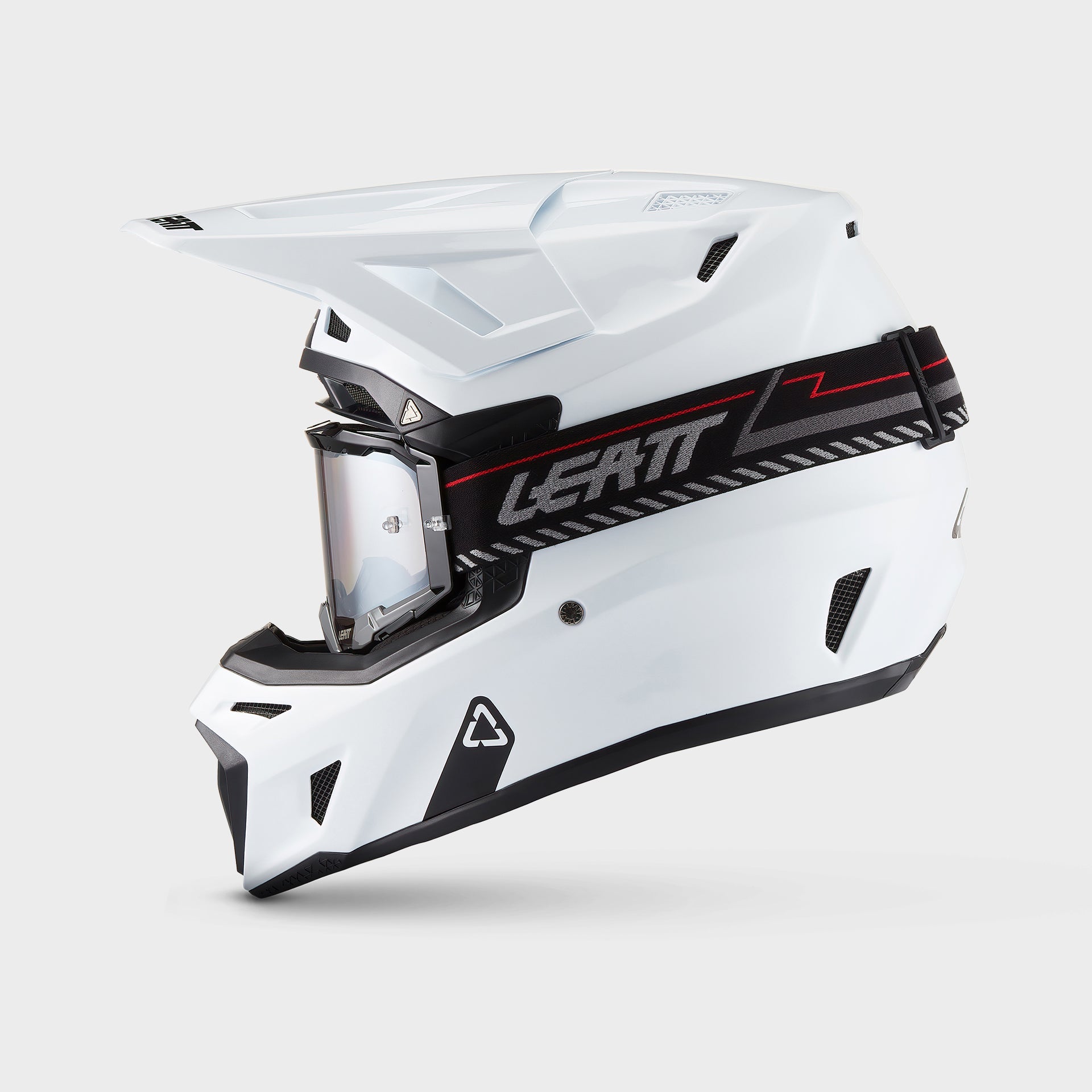 Moto 8.5 Helmet Kit
