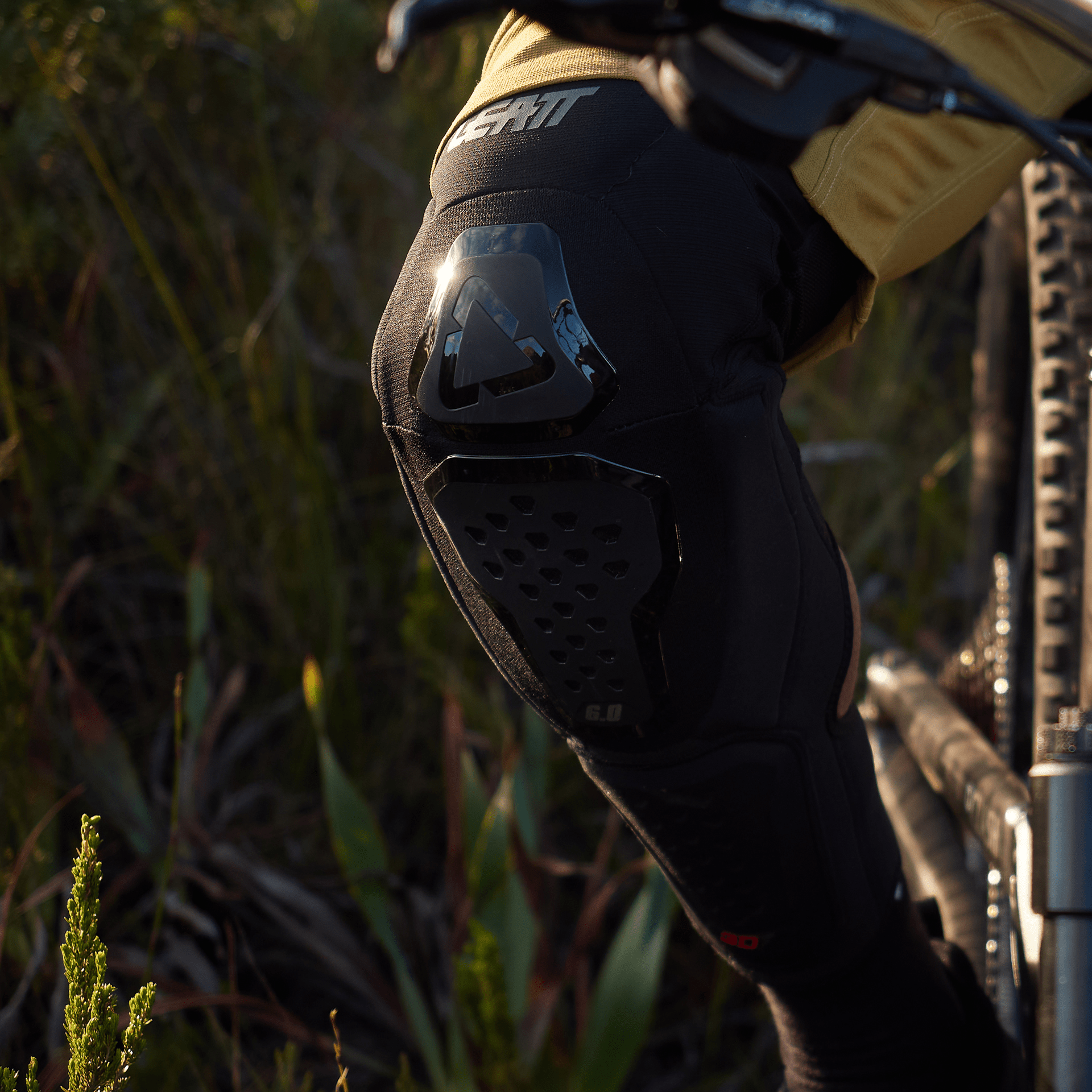 Knee Guard 6.0 Evo - Leatt USA
