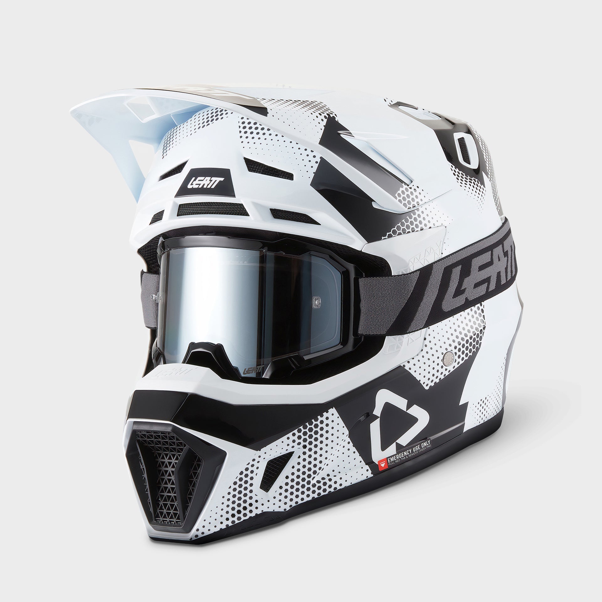Moto 7.5 Helmet Kit