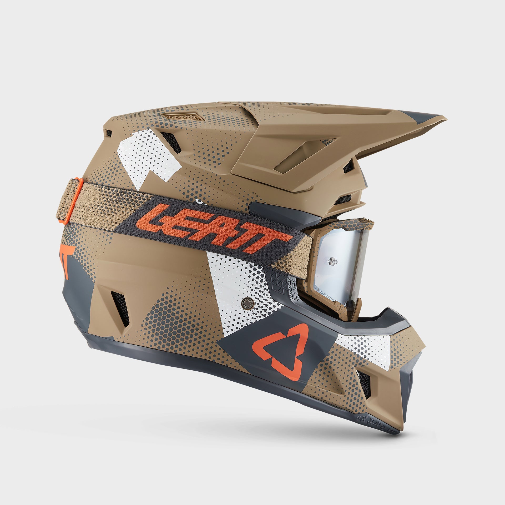 Moto 7.5 Helmet Kit