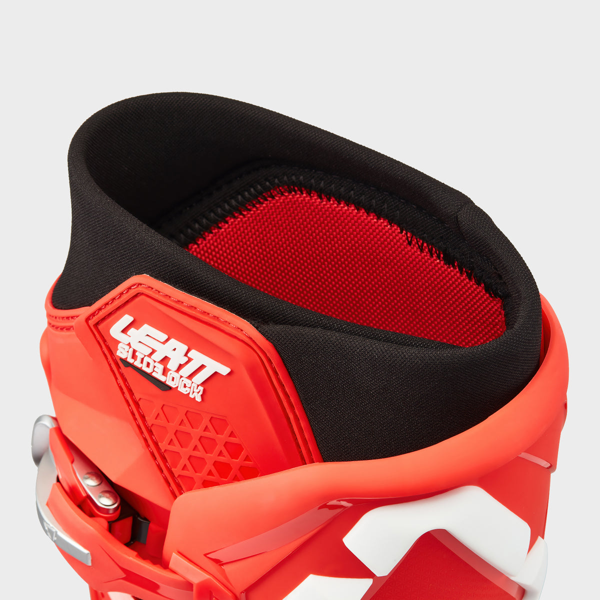 Moto 6.5 Boots