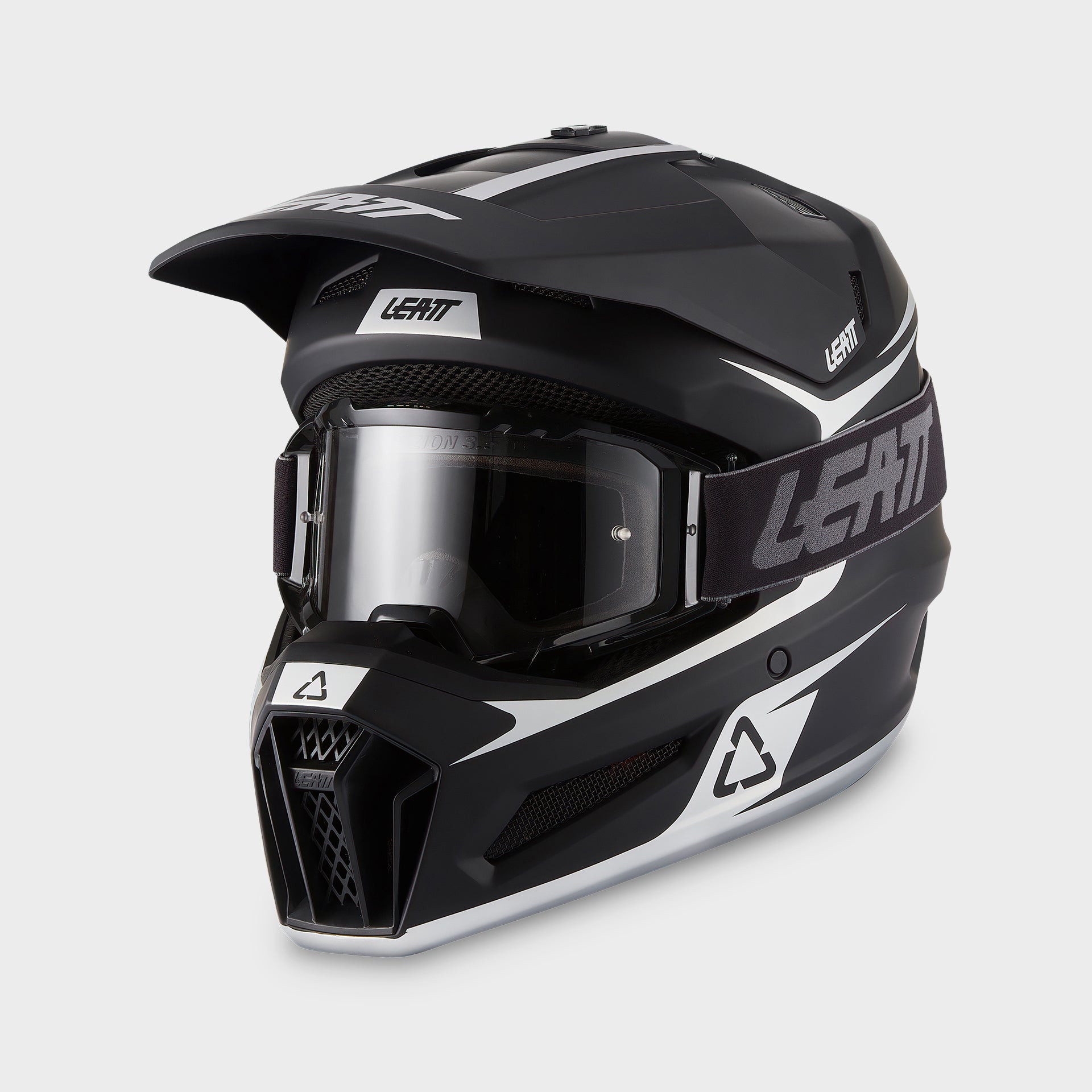 Moto 3.5 Junior Helmet Kit