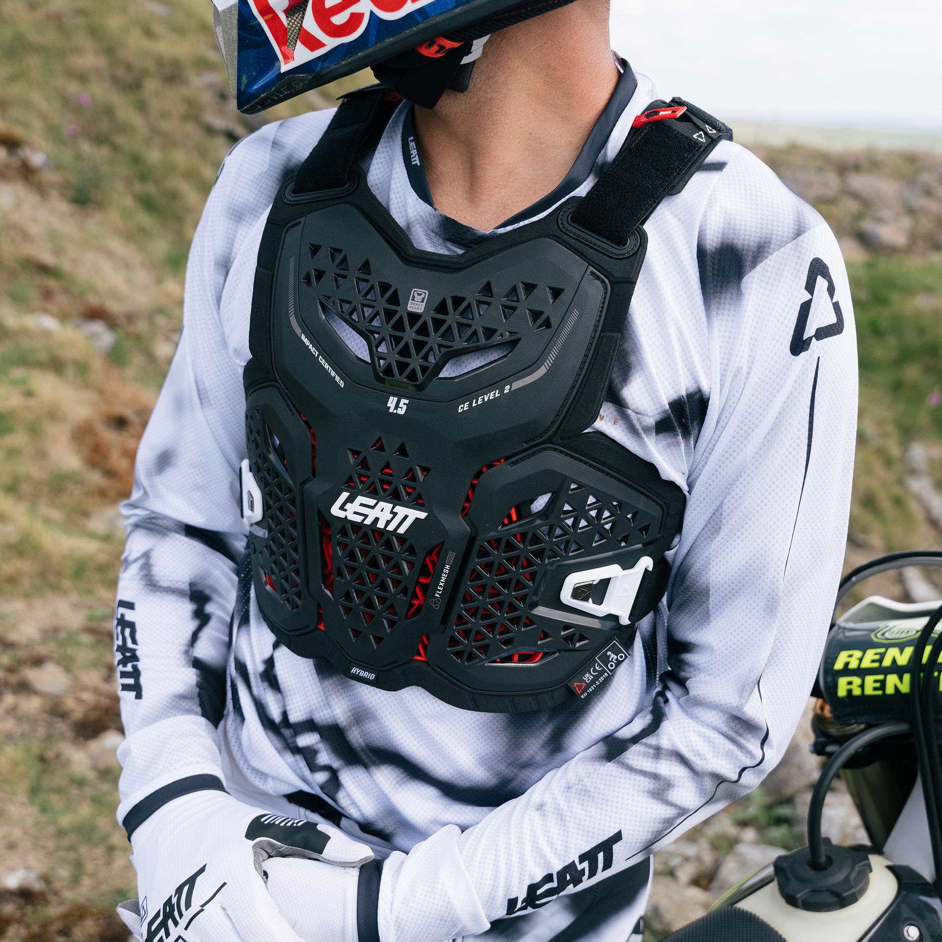 chest gear Chest Protector 4.5 Hybrid – Leatt USA